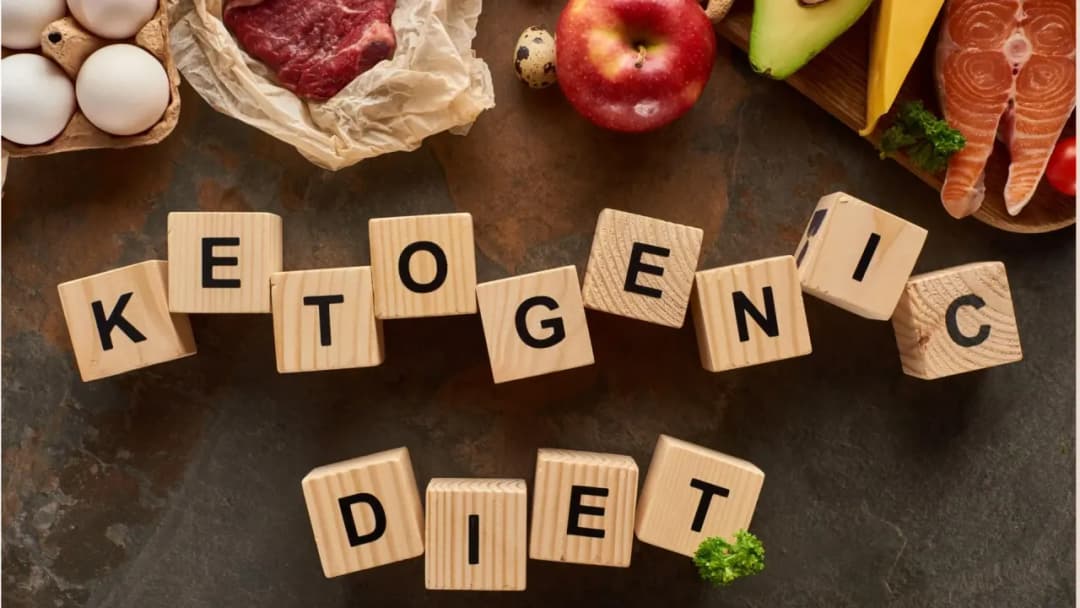 Jakie suplementy przy diecie ketogenicznej pomogą uniknąć niedoborów