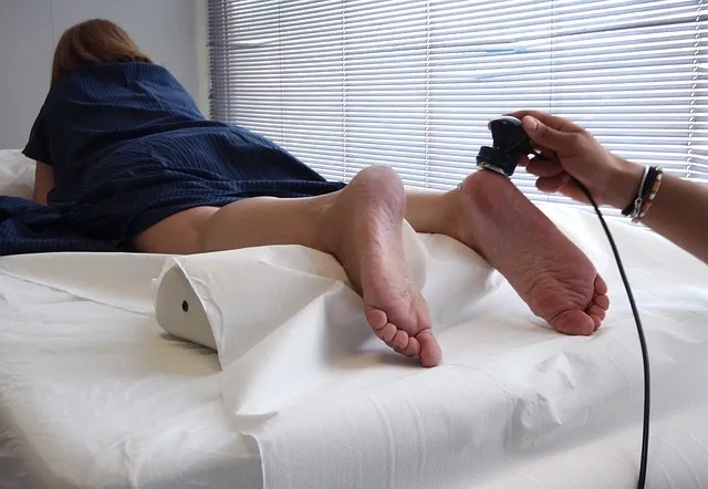 Rehabilitacja ultradźwięki na czym polega i jak mogą pomóc w bólu