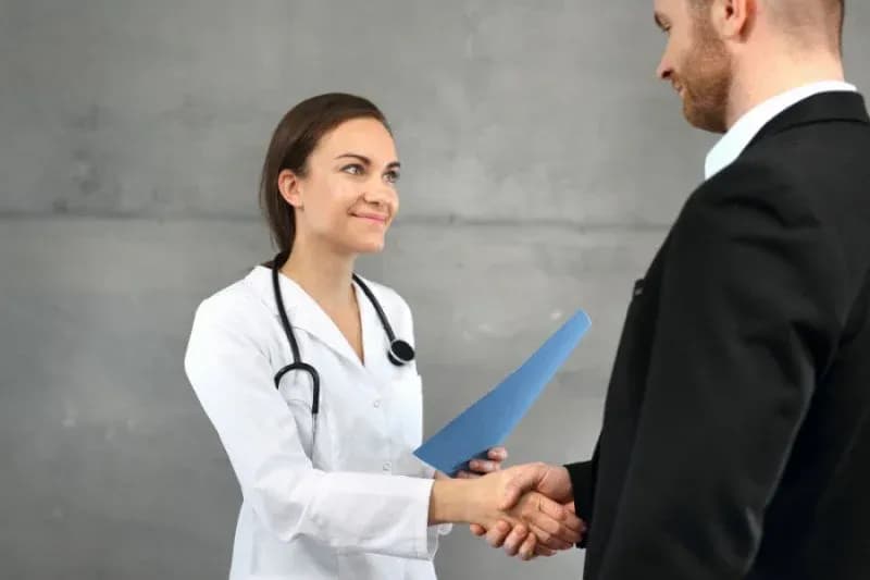 Czy lekarz medycyny pracy może wystawić L4? Oto ważne informacje