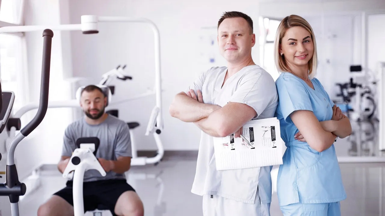 Studia magisterskie fizjoterapia do kiedy? Sprawdź terminy rekrutacji